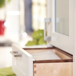 Plato Cabinets - Kitchen & Bath - Kitchen Cabinetry