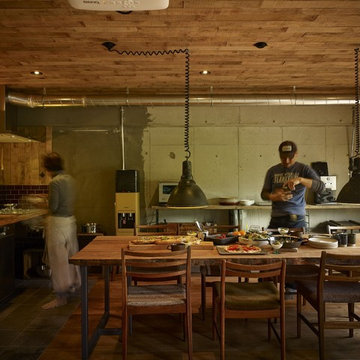 SQUARE FURNITURE SHOWROOM【TYPE2 OTC】