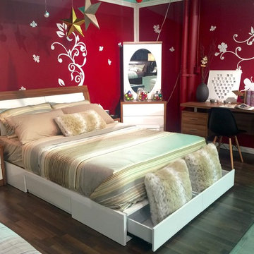 A Festive Modern Bedroom