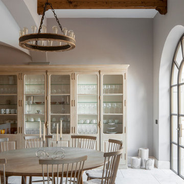 French Dresser