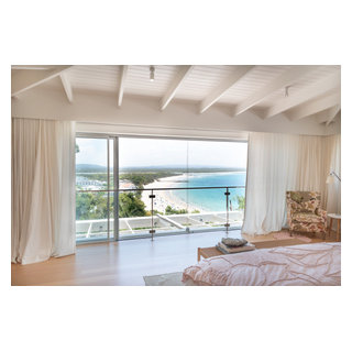 Noosa Heads Beach House - Beach Style - Bedroom - Sunshine Coast - by ...
