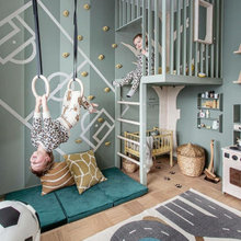 Tama's room