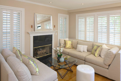Example of a classic living room design in Boston