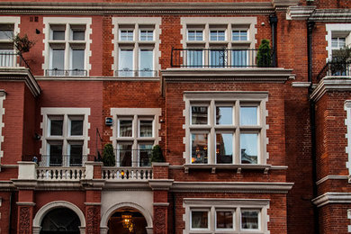 Inspiration for a traditional exterior in London.