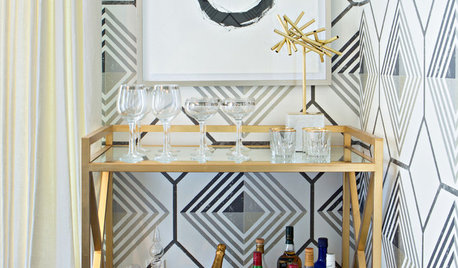How to Throw a New Year’s Eve Party on a Budget