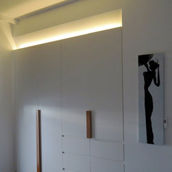 Contemporary House on the Brisbane River - Under Cabinet Lighting