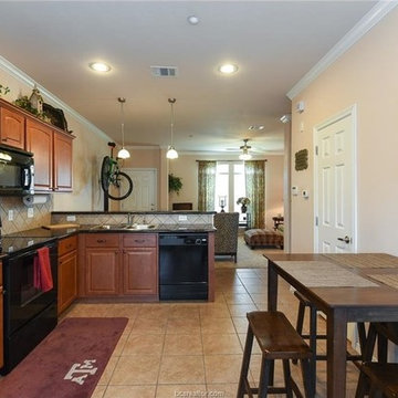 305 Holleman Dr. E. #301, College Station, TX 77840