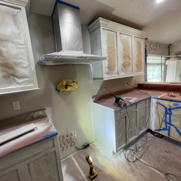 Modern Cabinet Refinishing [Kitchen & Bathroom] - Sandford FL