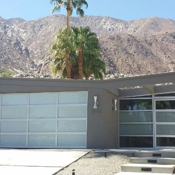 Modern Aluminum & Clear Glass Garage Doors