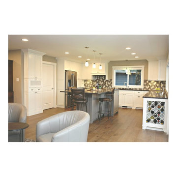 Dream Kitchen and Cozy Living Room