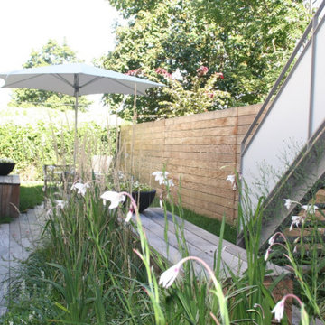 Narrow Townhouse Garden