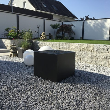 Sichtschutz Lärmschutz und Windschutz an einer Terrasse und im Garten