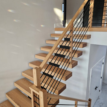 Project #143 | Floating Red Oak Staircase