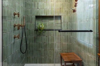 Example of a bathroom design in Boston