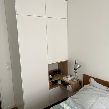 Placard pour chambre sur la base de structure "Ikea Metod"