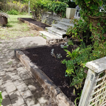Cottage Garden Raised Garden Beds