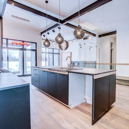 Custom house - Products