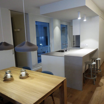 Reforma integral: Cocina Santos Blanco Seff y Encimera Neolith
