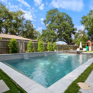 Dee's Pool