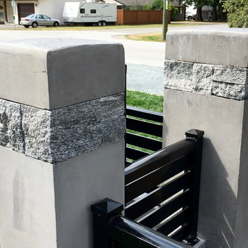 Stone inlay set into the front fence posts