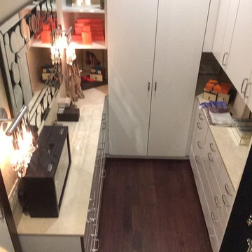High Gloss White Acrylic Dream Closet