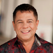 Louis Quinones's photo