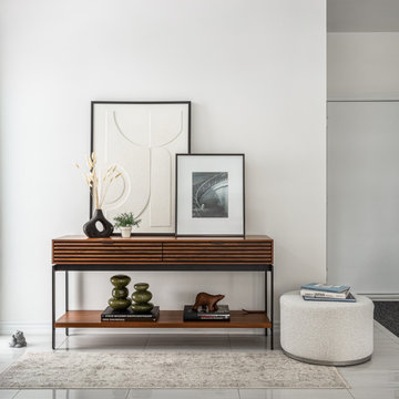 Curated Entry Console Styling | Obsidian Residence