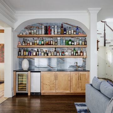 HOME BAR