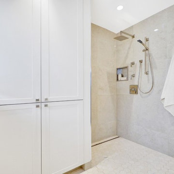Bright and Easy Ensuite