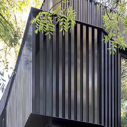 COLORBOND&reg; steel Night Sky&reg; and COLORBOND&reg; Coolmax&reg; steel Whitehaven&reg; - Building Materials