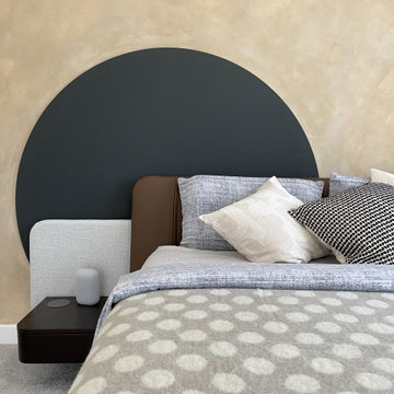 Spacious 2 Bed Duplex with an earthy colour scheme