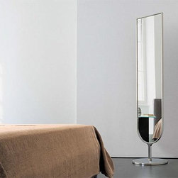Temira mirror by SOVETITALIA - Wall Mirrors