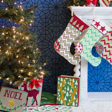 DIY Christmas Decorations & Crafts with Stencils