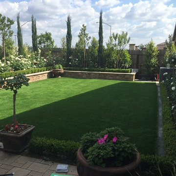 Backyard Landscapes with Artificial Grass