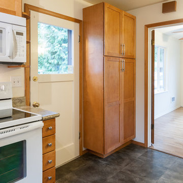 Rambler on a SUB-DIVIDABLE lot - For Sale!