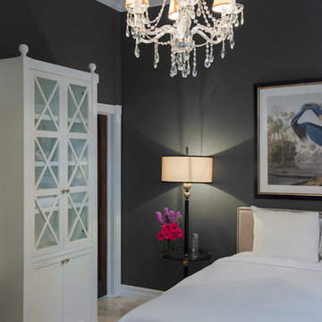 CHARCOAL GUEST SUITE