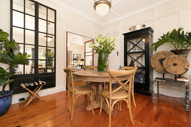Design ideas for a dining room in Brisbane.
