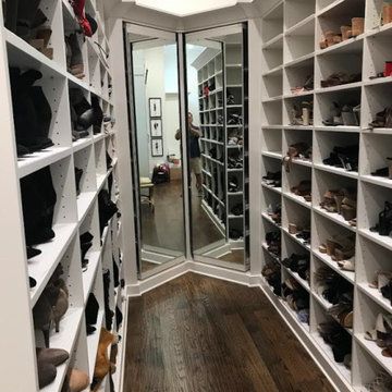 White Painted 360 Rotating Shoe