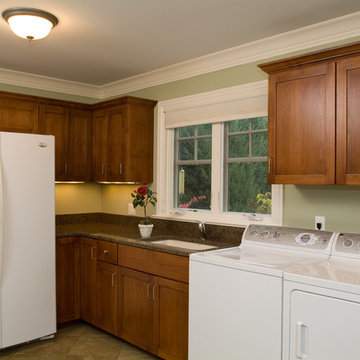 Lake Forest Spec House