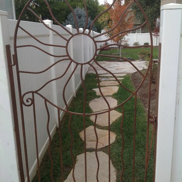 Aurora Walkway Gate