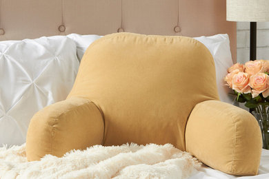 Inspiration for a contemporary bedroom remodel in Cincinnati