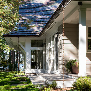 Elegant Lakeside Retreat