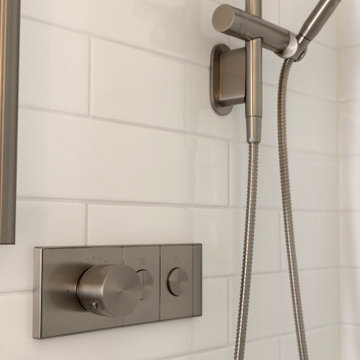 Modern Coastal Primary Bathroom and Closet