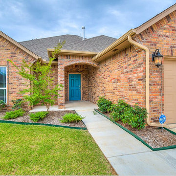 8312 NW 139th Terrace