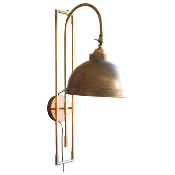 Metal Wall Light With Antique Brass Finish