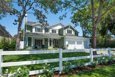 Inspiration for a timeless exterior home remodel in Los Angeles