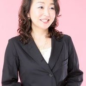 Hitomi Abe's photo