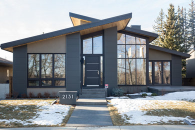 Inspiration for a contemporary home design remodel in Calgary
