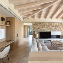 salón con escritorio
