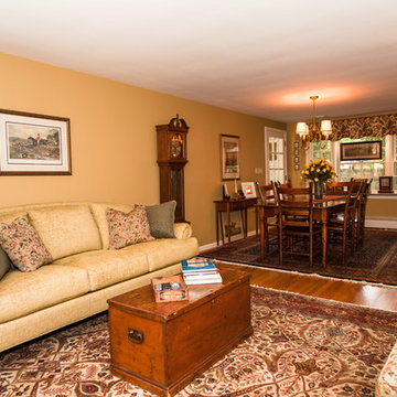 Royal Barry Wills Cape - Living Room